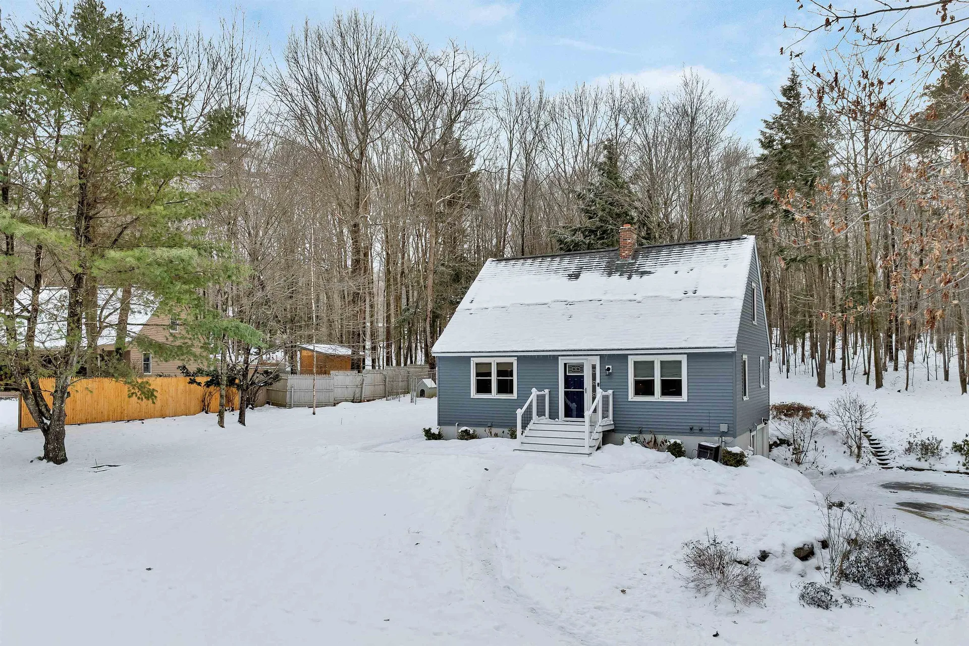 21 Canterbury Crossing Northfield NH 03276