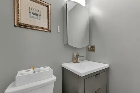 21 Canterbury Crossing Northfield NH 03276