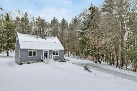 21 Canterbury Crossing Northfield NH 03276