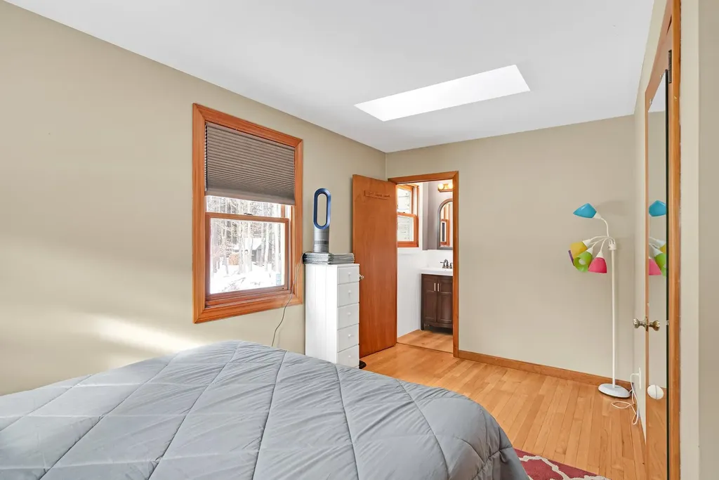 21 Four Rod Road Rochester NH 03867