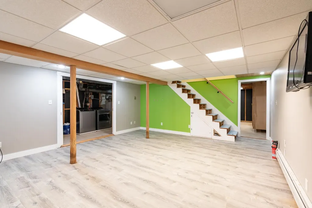 21 Four Rod Road Rochester NH 03867