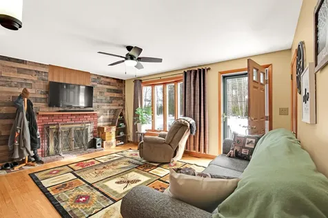 21 Four Rod Road Rochester NH 03867