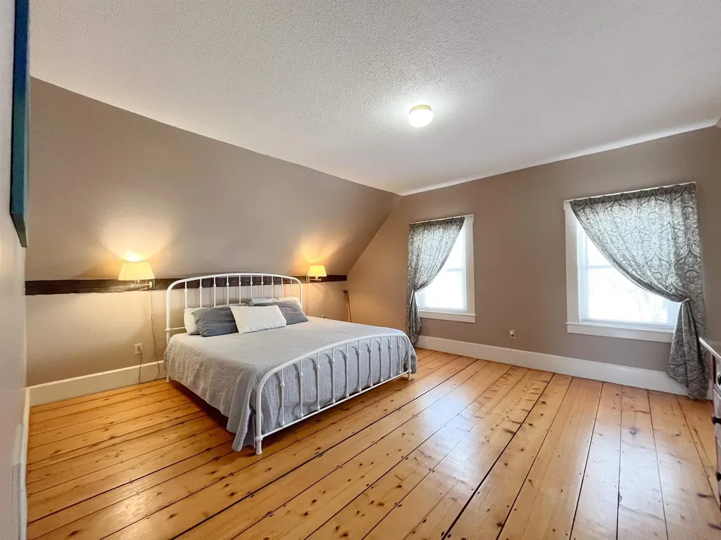 18 Allbee Road Landaff NH 03585