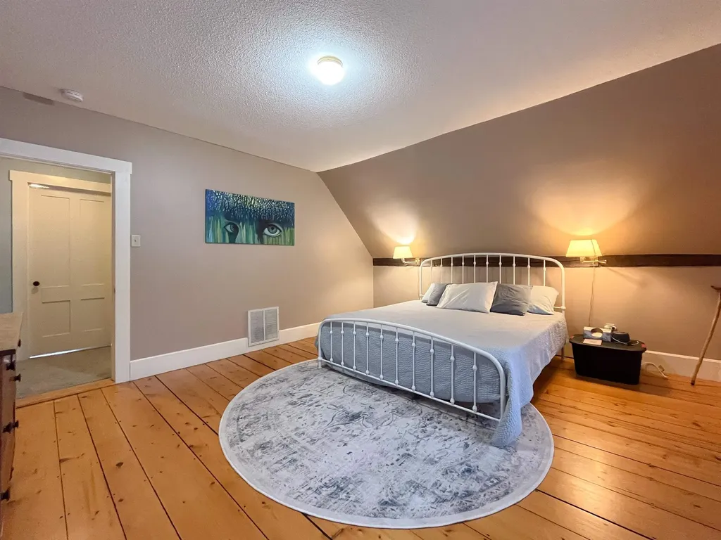 18 Allbee Road Landaff NH 03585