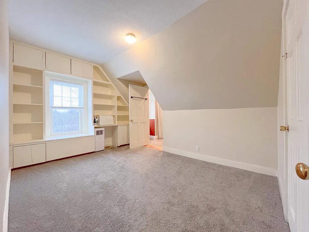 18 Allbee Road Landaff NH 03585