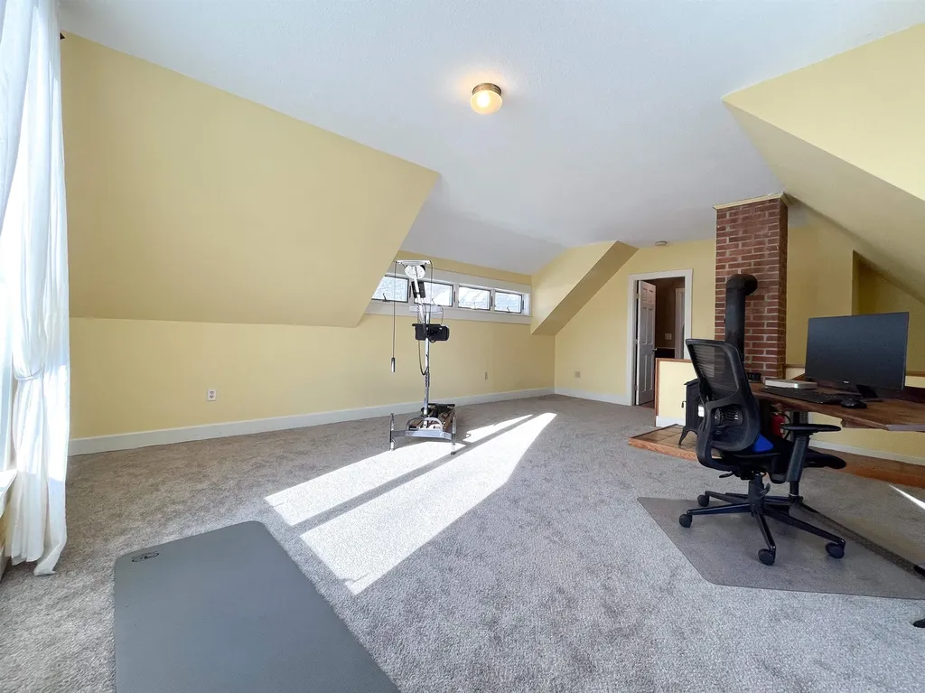 18 Allbee Road Landaff NH 03585