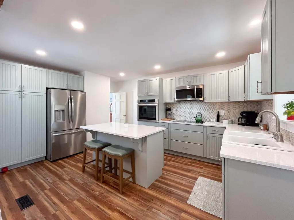 18 Allbee Road Landaff NH 03585