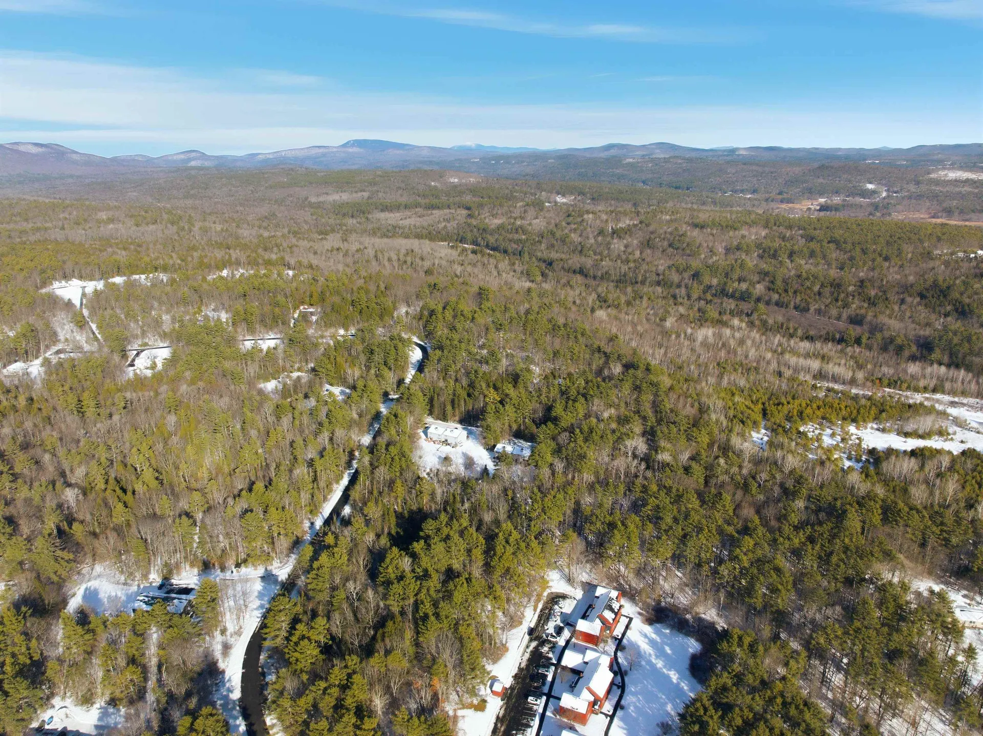 10 Chester Lane Enfield NH 03748