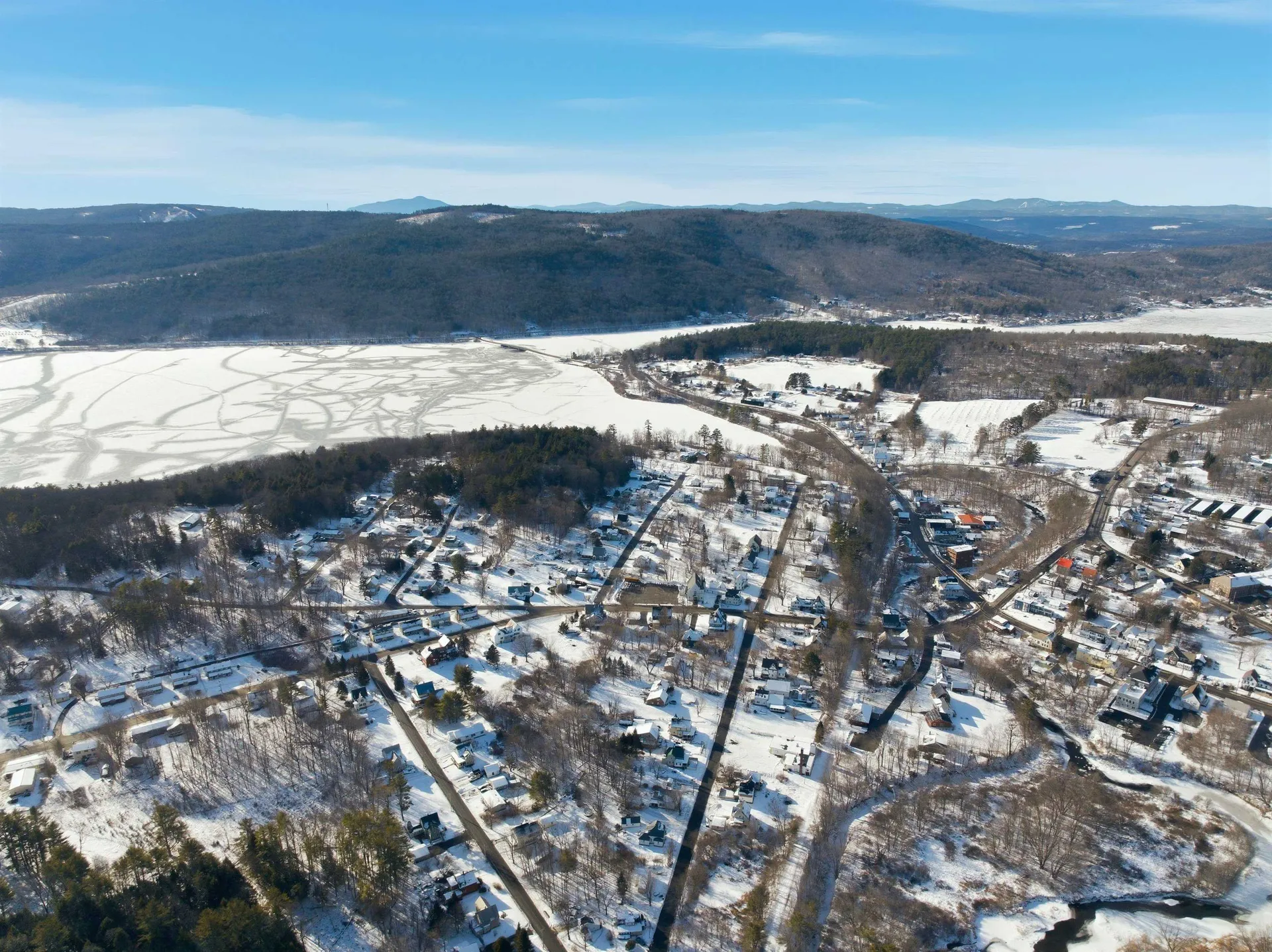 10 Chester Lane Enfield NH 03748