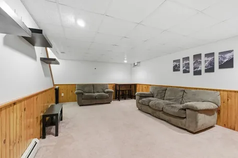 10 Chester Lane Enfield NH 03748