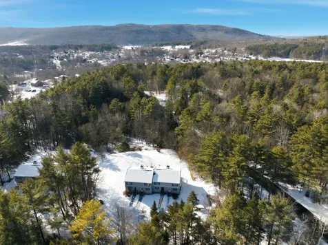 10 Chester Lane Enfield NH 03748