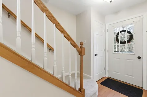 10 Chester Lane Enfield NH 03748