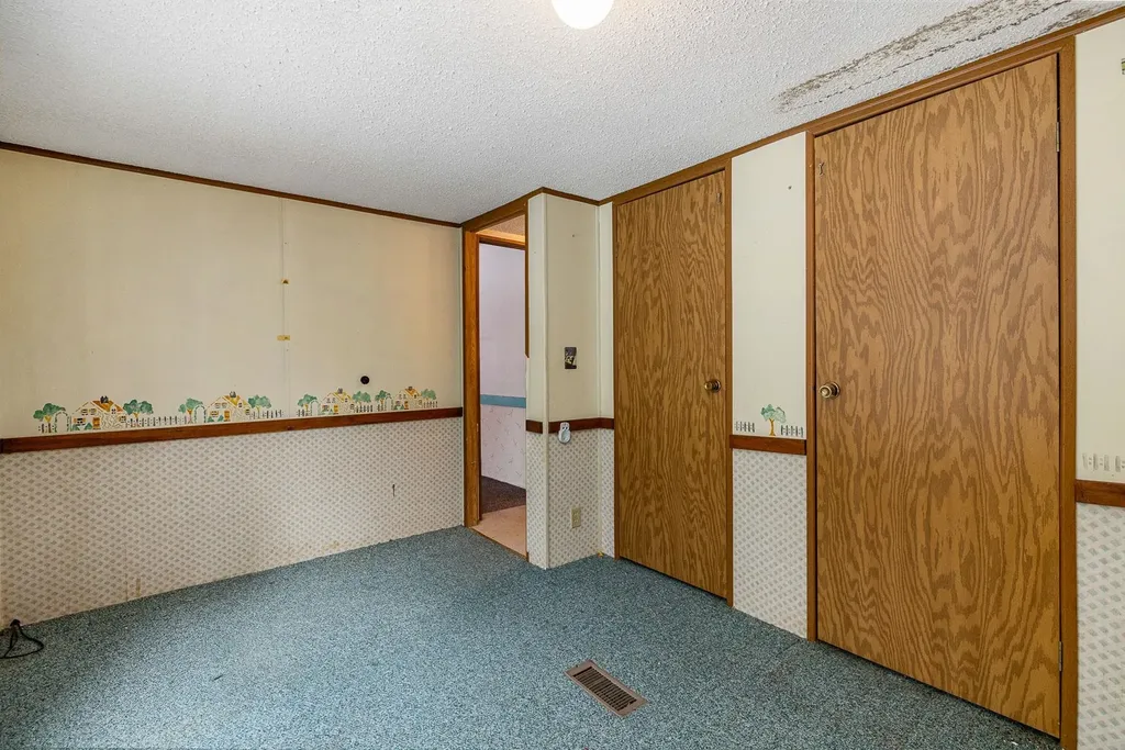 99 Pray Hill Road Wakefield NH 03872