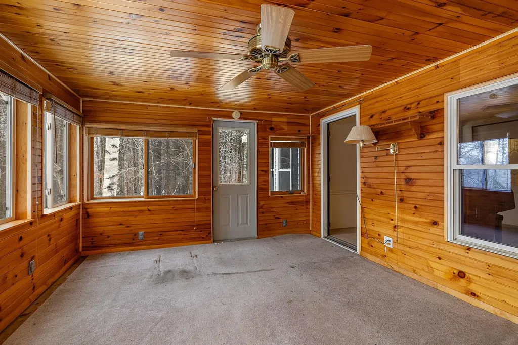 99 Pray Hill Road Wakefield NH 03872