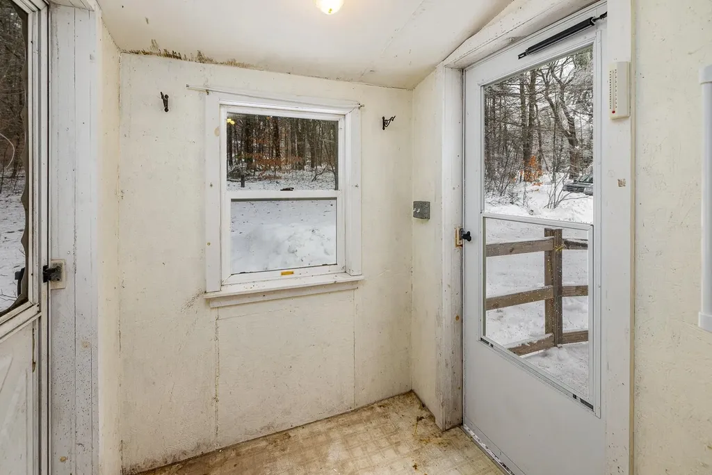 99 Pray Hill Road Wakefield NH 03872