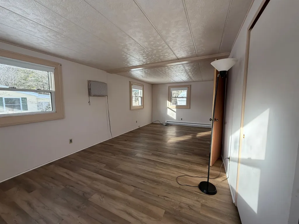 22 Fairfield Drive Concord NH 03301