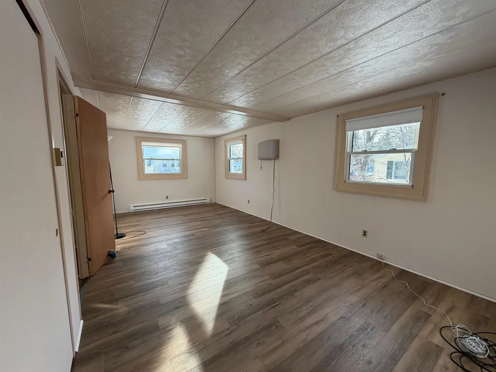 22 Fairfield Drive Concord NH 03301