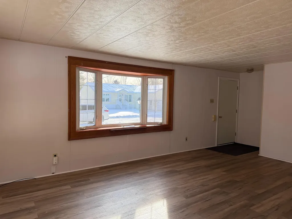 22 Fairfield Drive Concord NH 03301