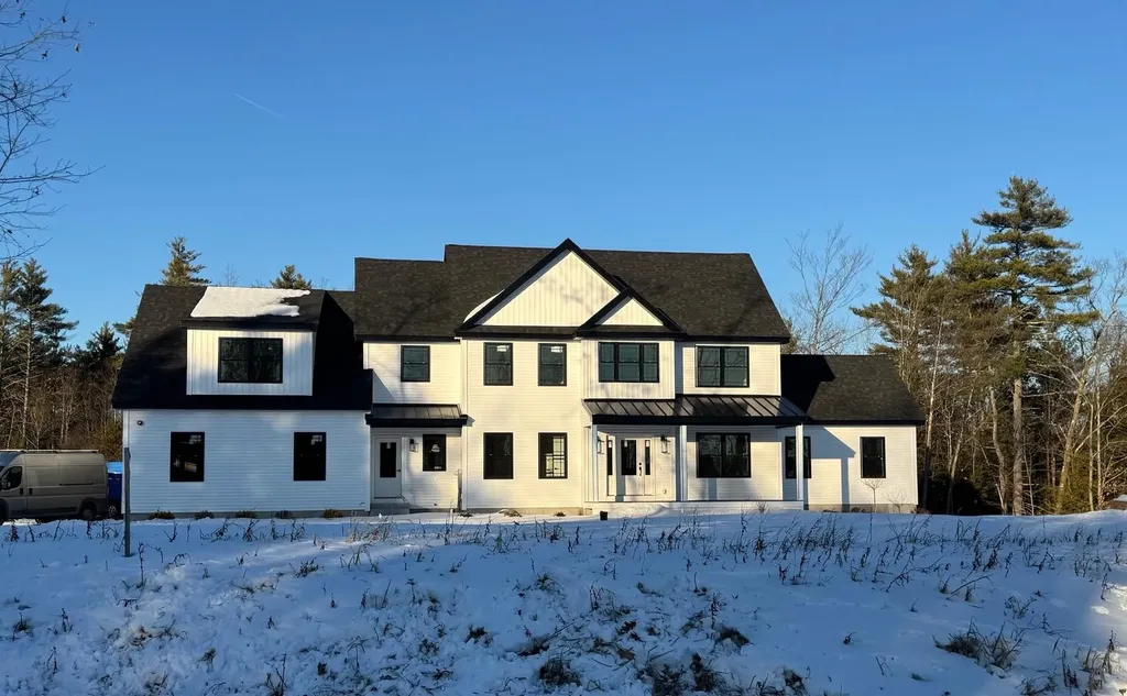 41 Westover Lane Bow NH 03304