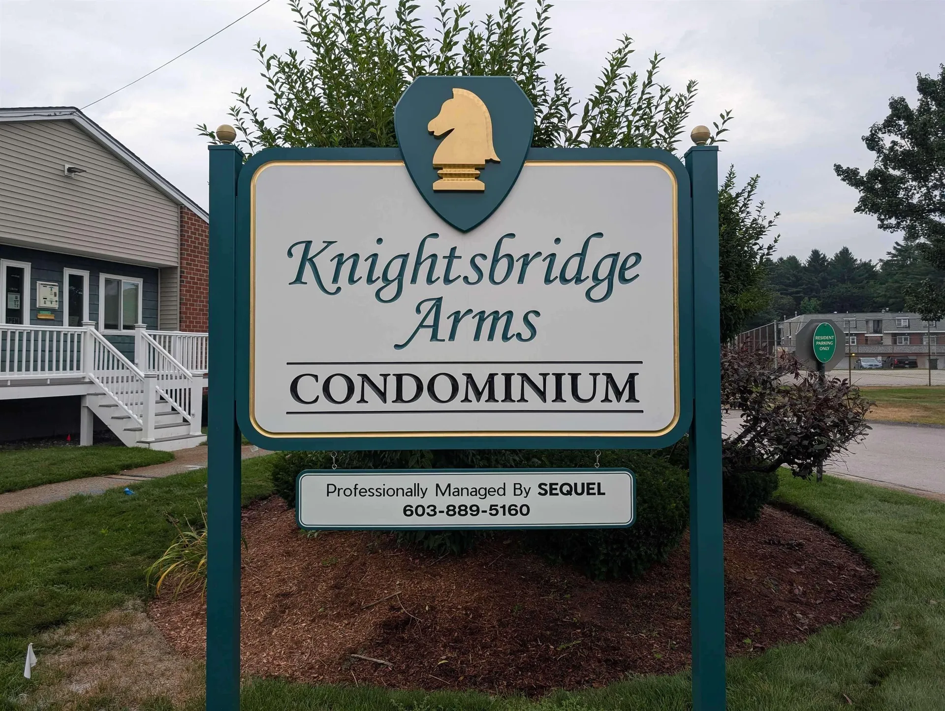 2 Roedean Drive Nashua NH 03063