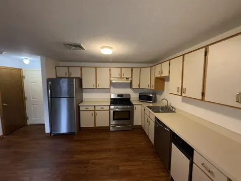 2 Roedean Drive Nashua NH 03063