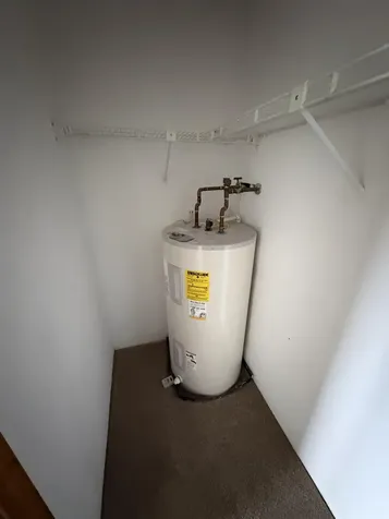 2 Roedean Drive Nashua NH 03063