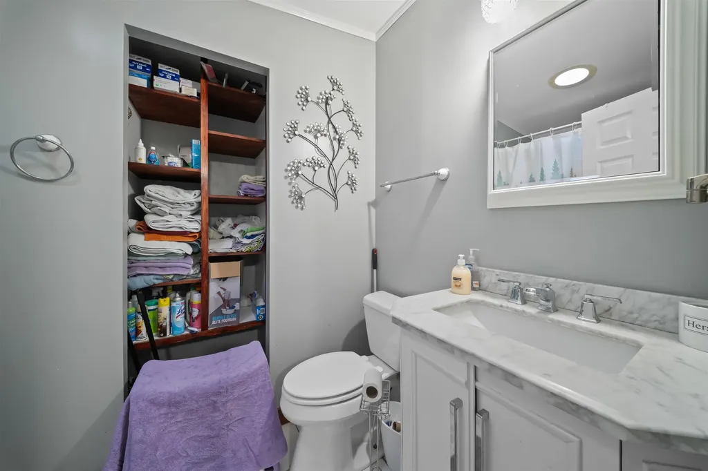 234 Emerald Drive Barrington NH 03825