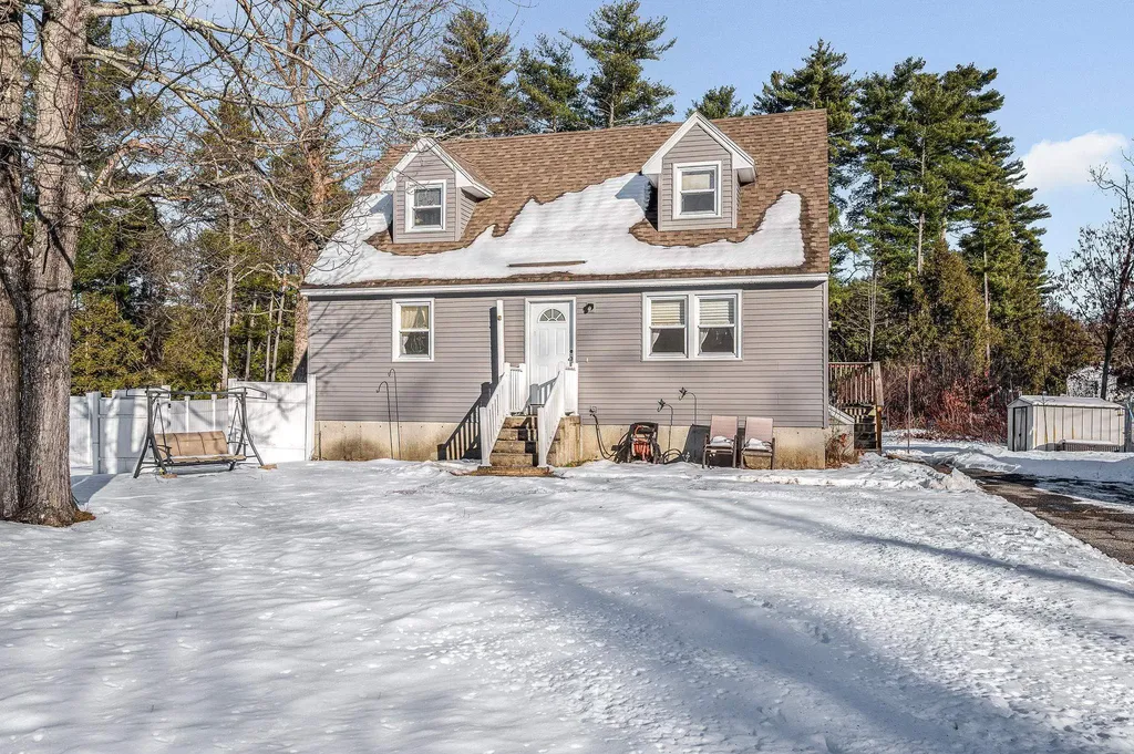33 Iris Drive Merrimack NH 03054
