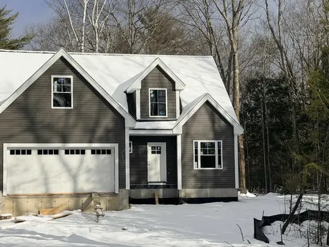 3 Freedom Drive Rochester NH 03839