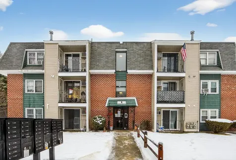 6 Knights Bridge Drive Nashua NH 03063