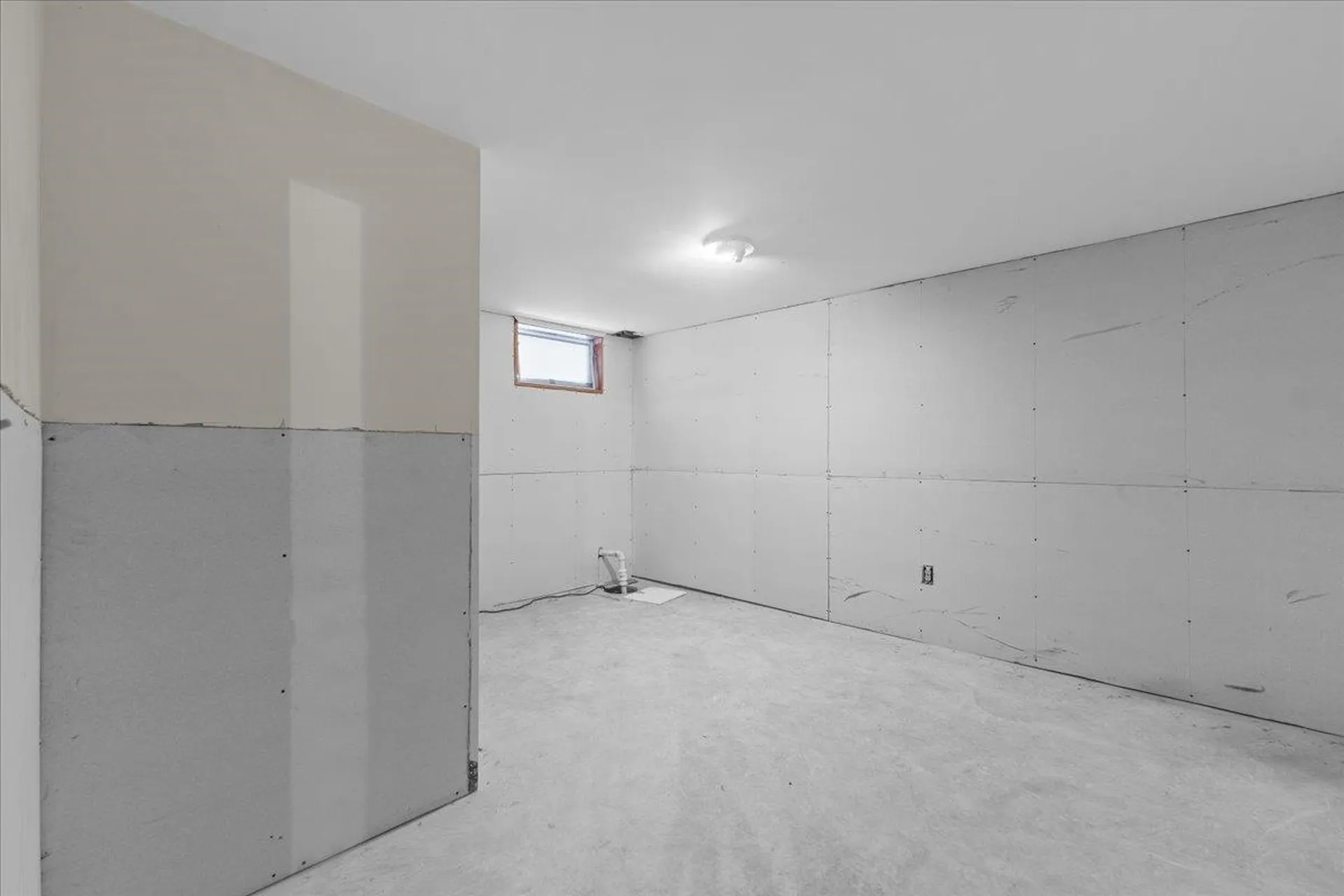 12 Stonegate Drive Middlebury VT 05753