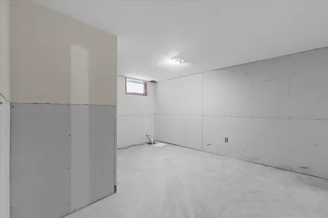 12 Stonegate Drive Middlebury VT 05753