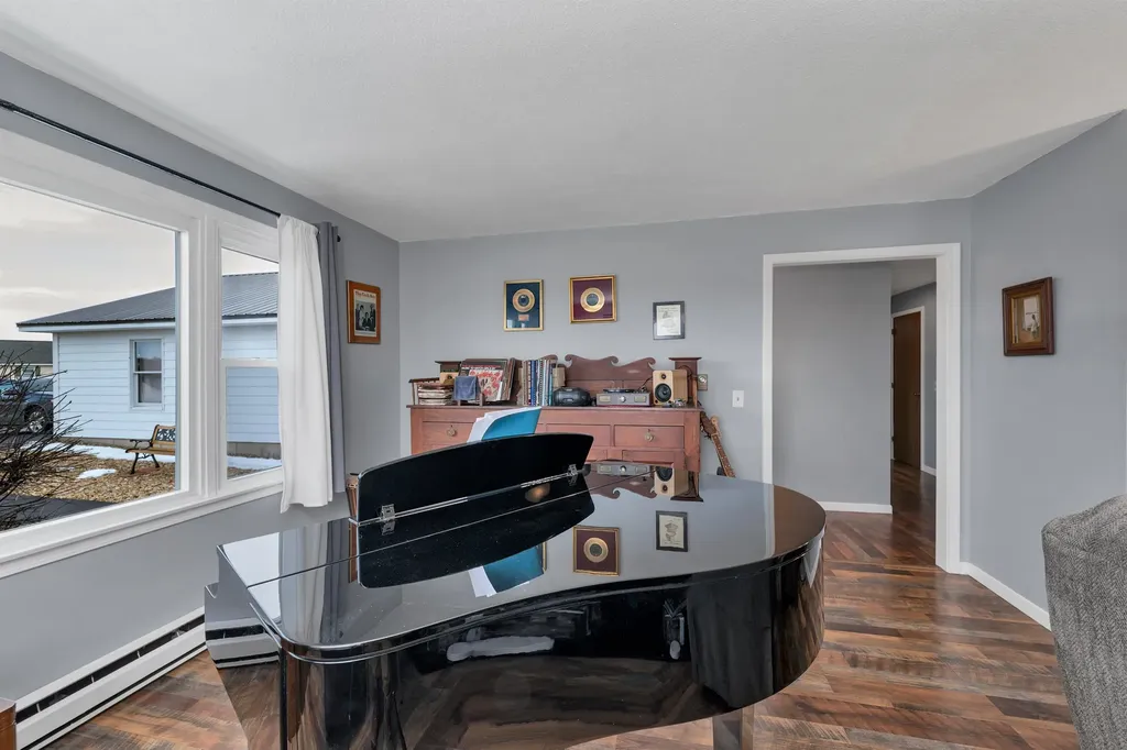 5 Greenwood Drive Northfield NH 03276