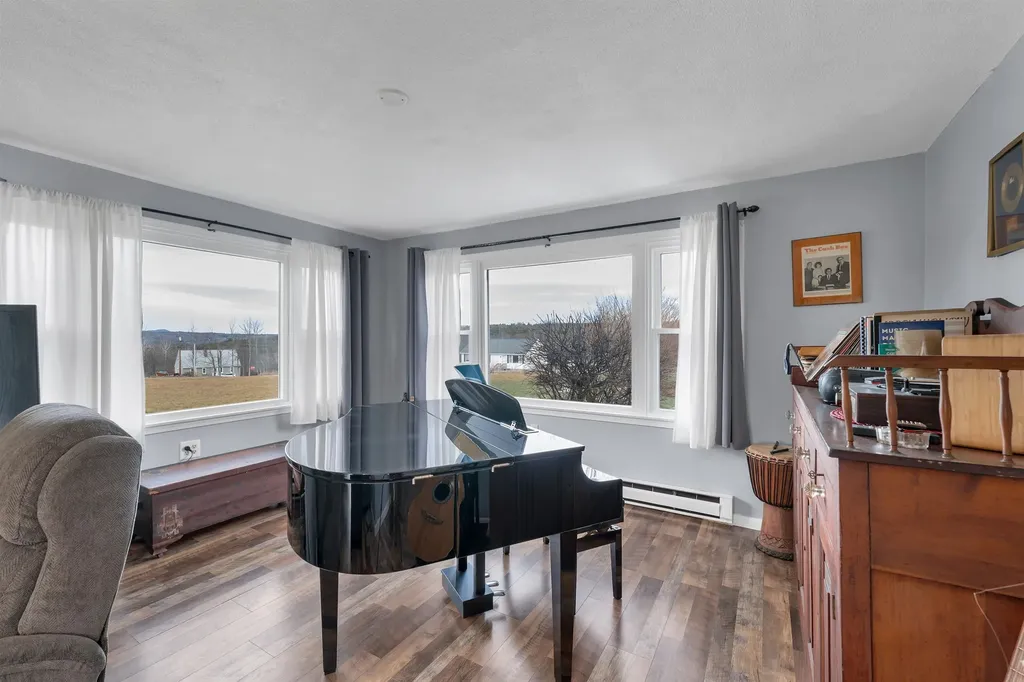 5 Greenwood Drive Northfield NH 03276