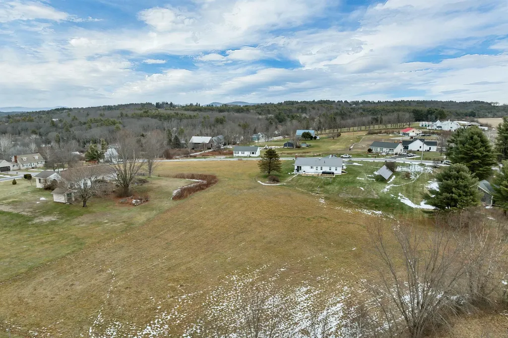 5 Greenwood Drive Northfield NH 03276