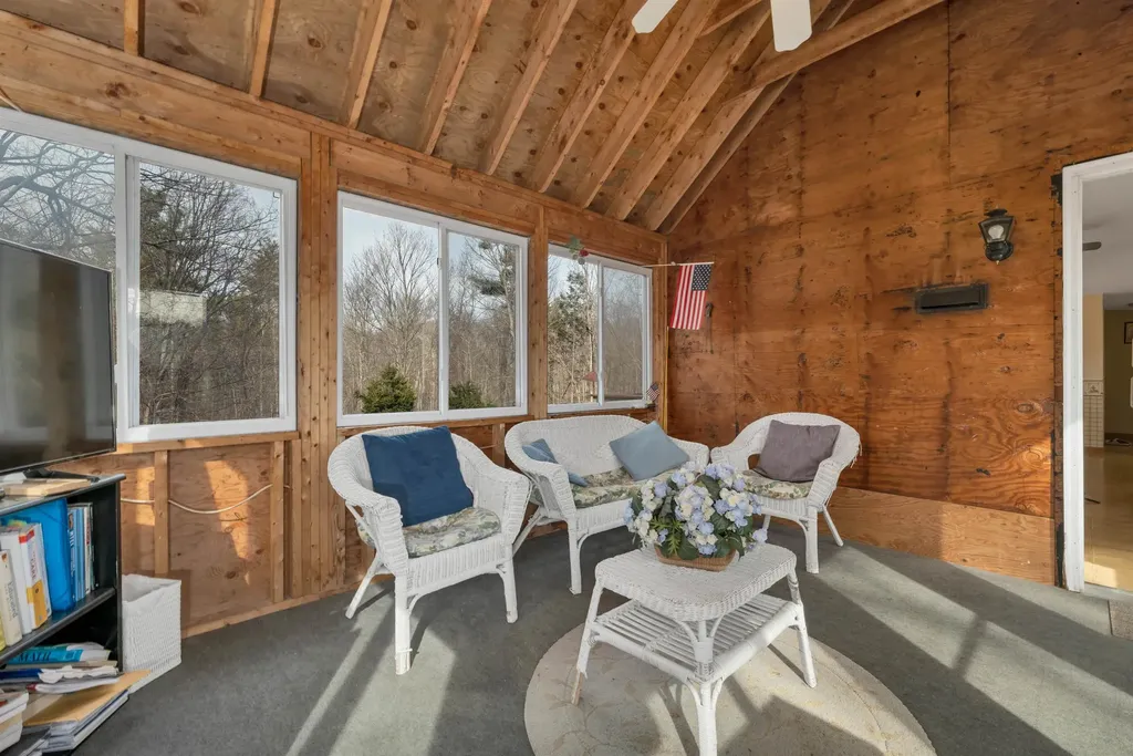 102 Sanborn Road East Kingston NH 03827