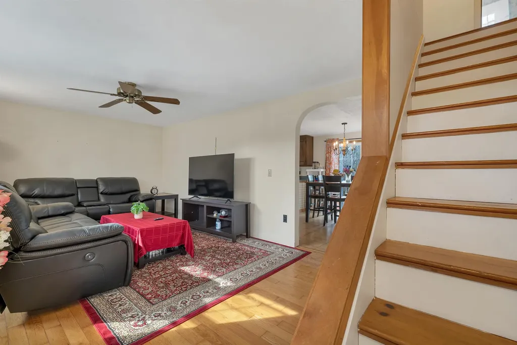 102 Sanborn Road East Kingston NH 03827