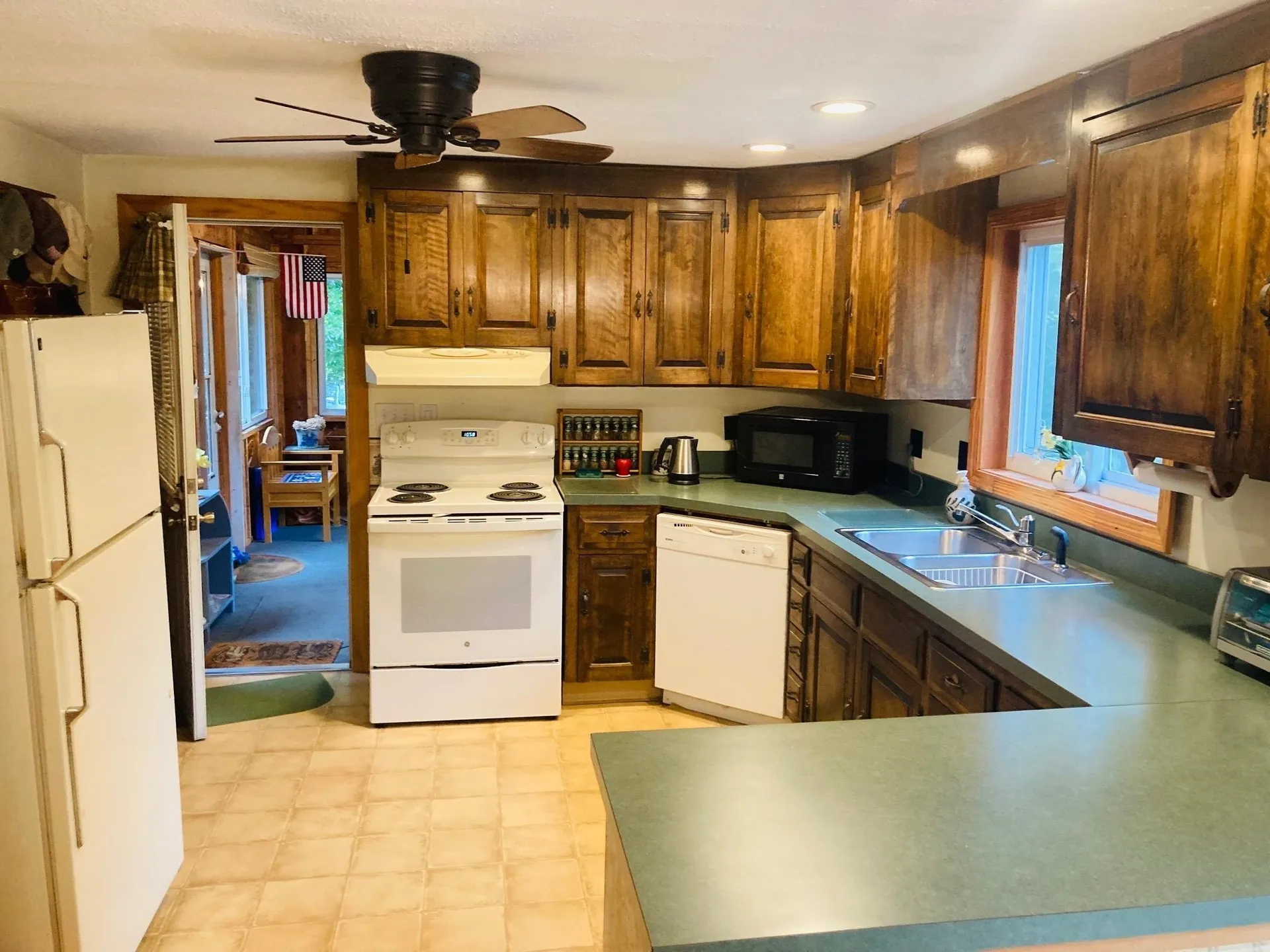 102 Sanborn Road East Kingston NH 03827