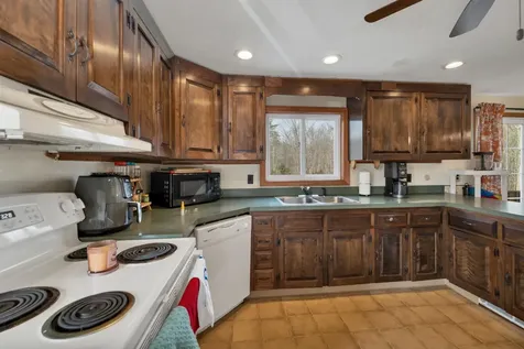 102 Sanborn Road East Kingston NH 03827