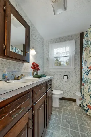 102 Sanborn Road East Kingston NH 03827