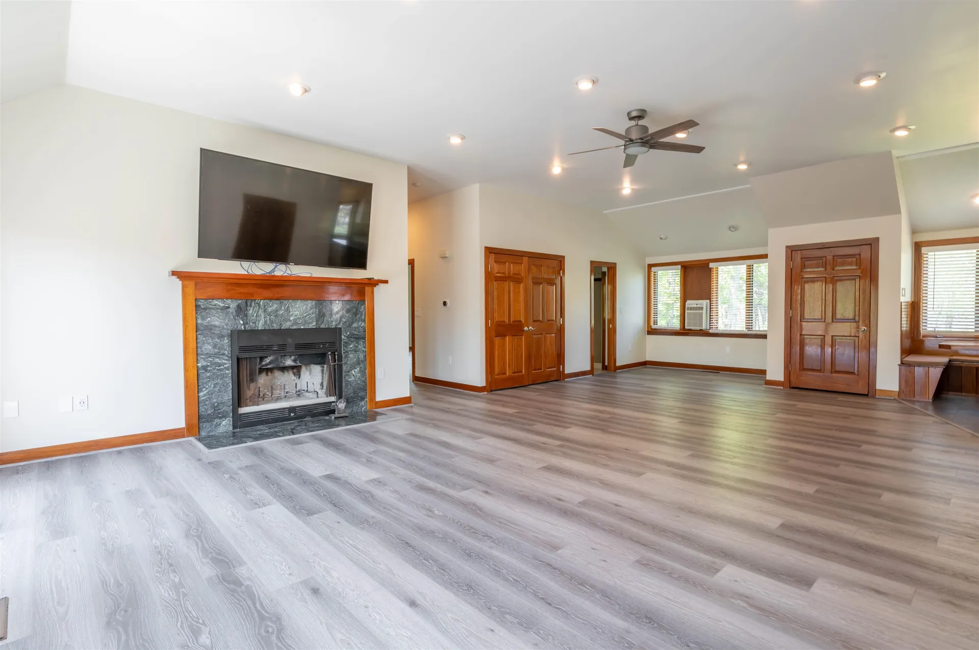 51 Depot Road Hampton Falls NH 03644