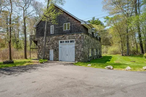 51 Depot Road Hampton Falls NH 03644