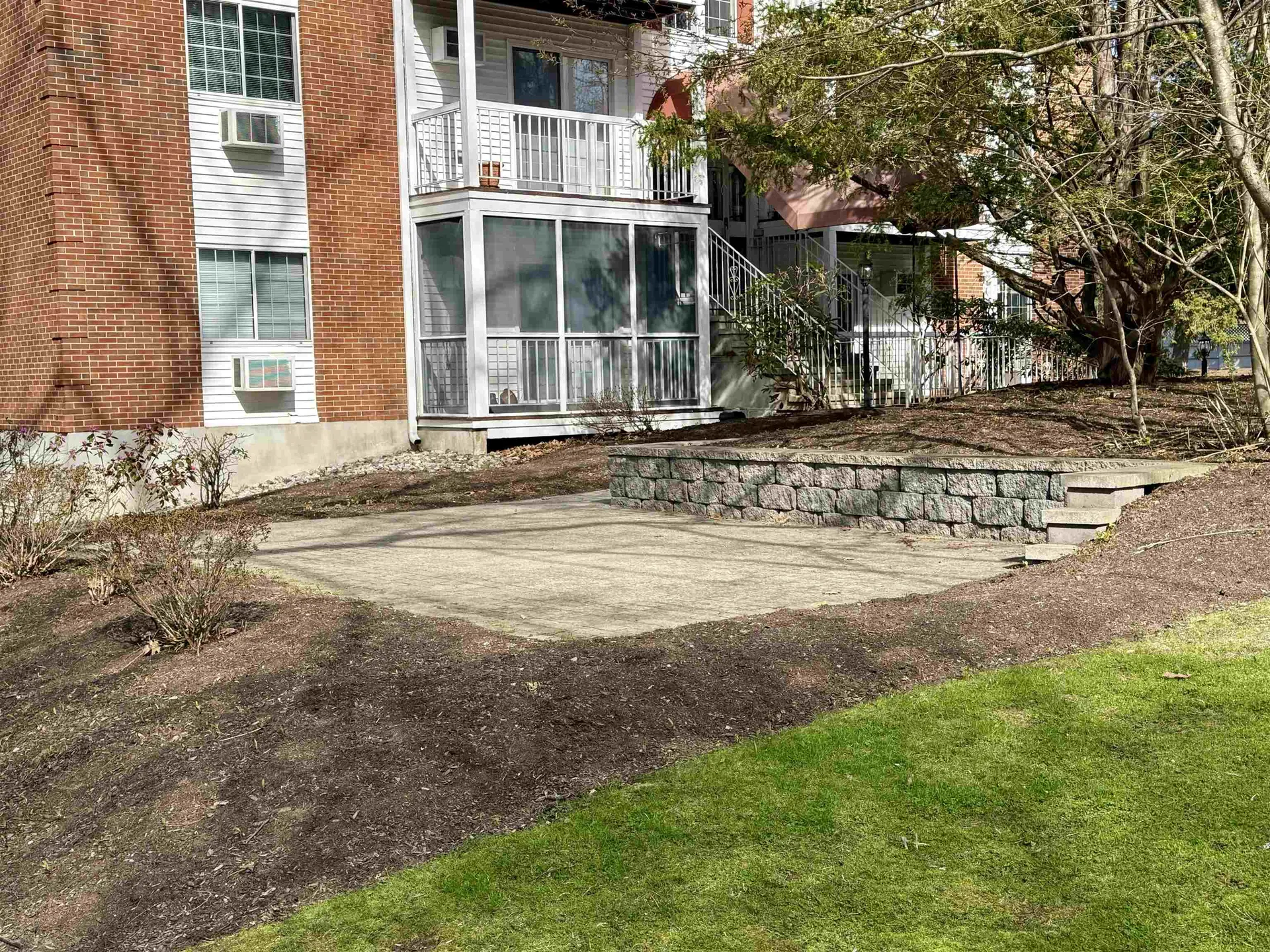 490 River Road Manchester NH 03104