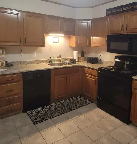 490 River Road Manchester NH 03104