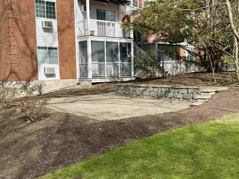 490 River Road Manchester NH 03104