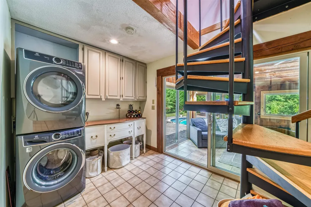 99 Newell Road Newbury NH 03255