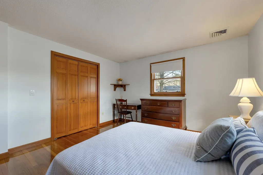51 Bedard Avenue Derry NH 03038