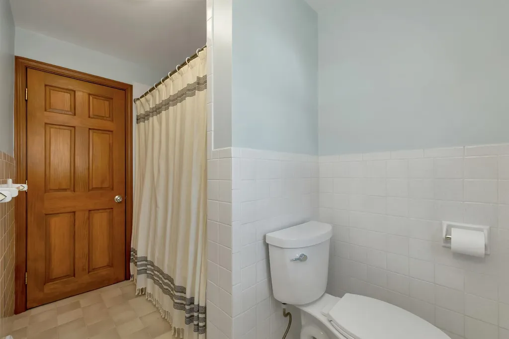 51 Bedard Avenue Derry NH 03038