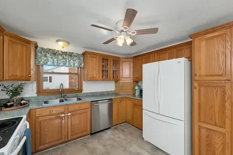 51 Bedard Avenue Derry NH 03038