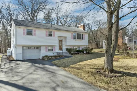 51 Bedard Avenue Derry NH 03038